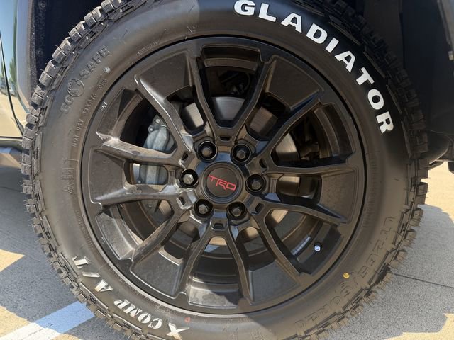 Used 2023 Toyota Tundra SR5 AWD/4WD image 11