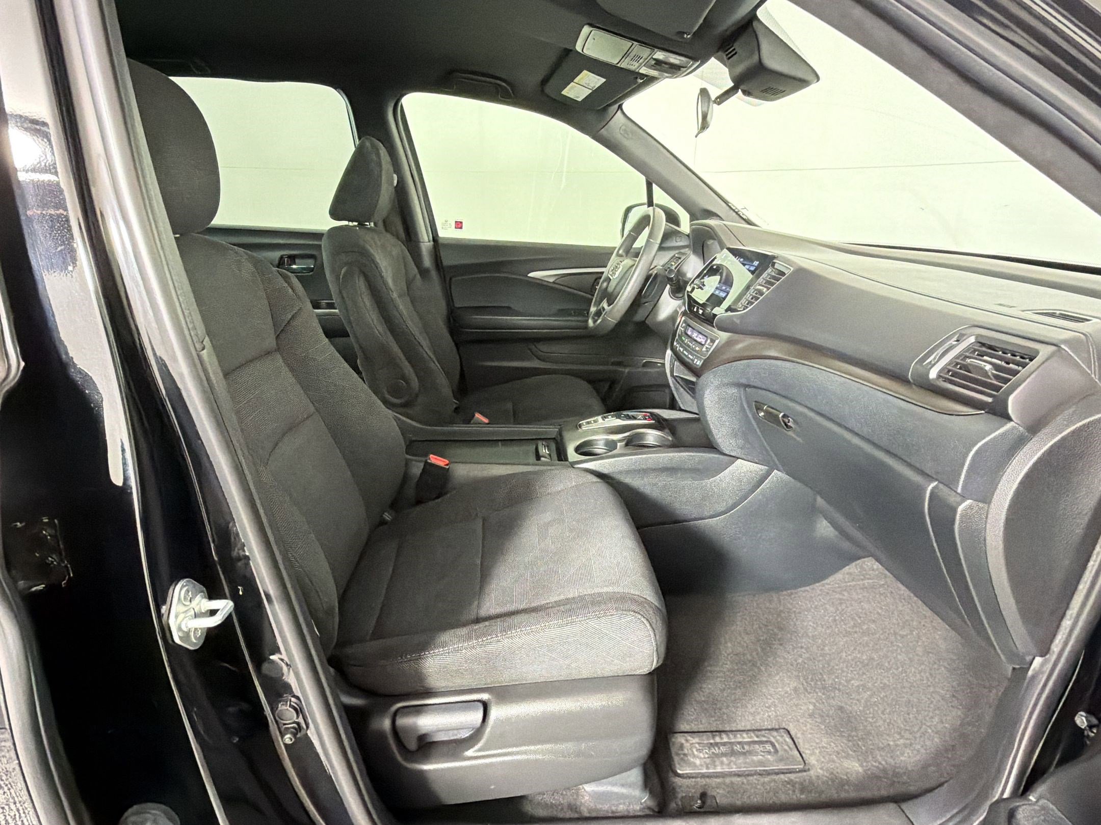 Used 2022 Honda Pilot Sport image 29