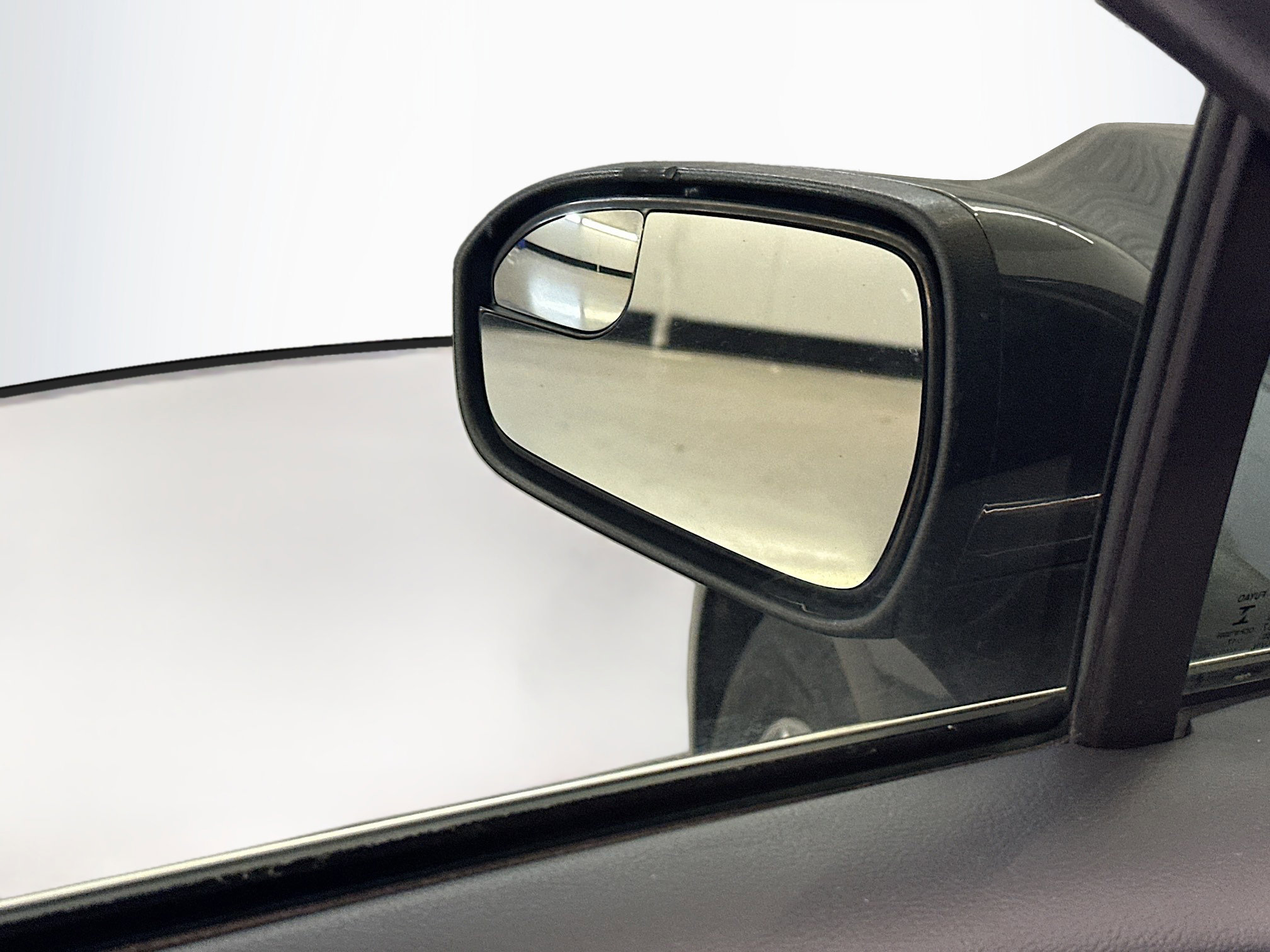 Used 2018 Ford Fusion SE image 16