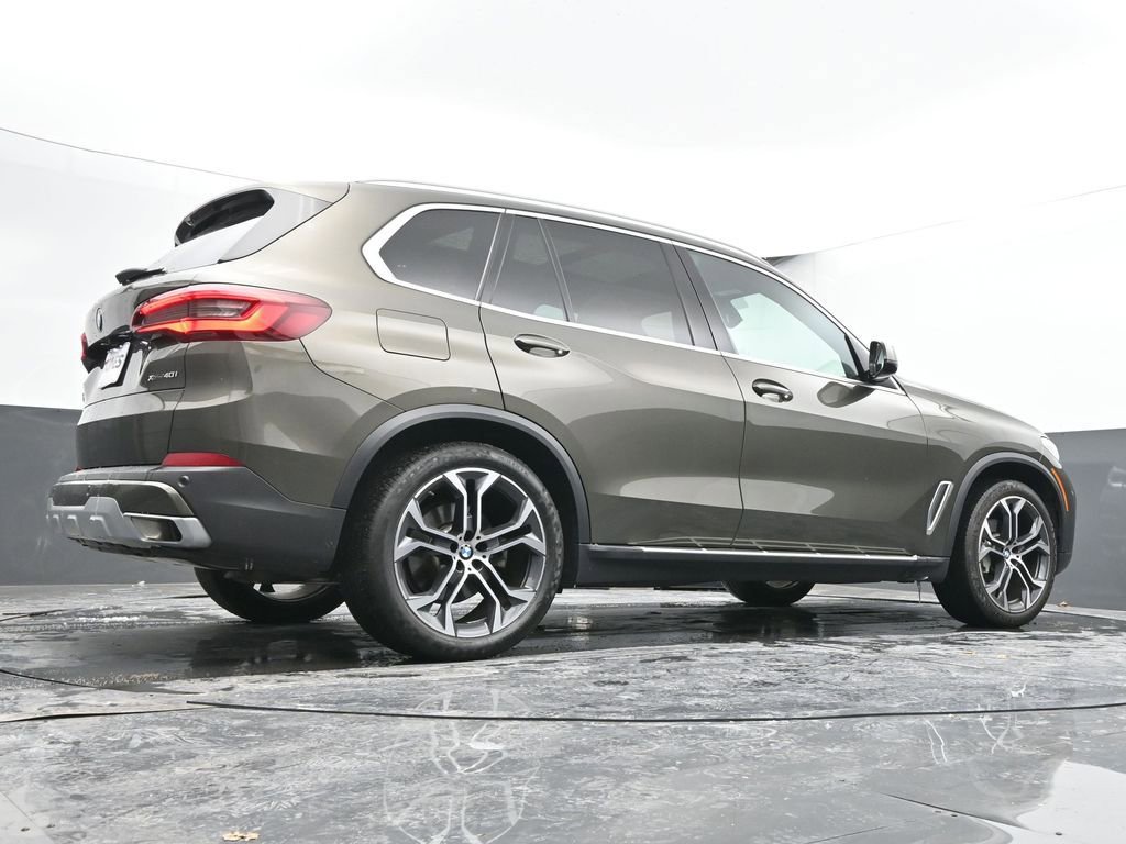 Used 2023 BMW X5 xDrive40i w/ Premium Package image 47