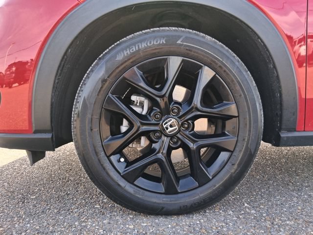 Used 2024 Honda HR-V Sport image 17
