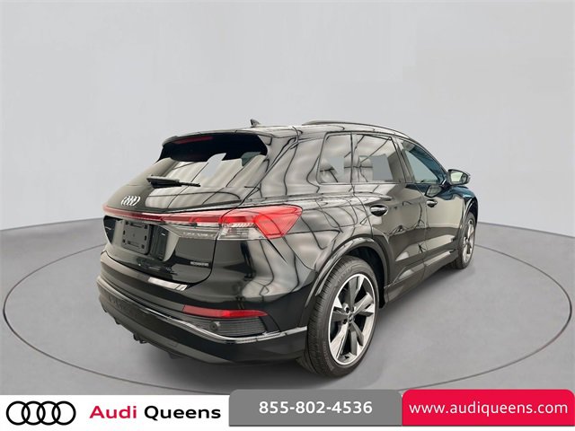 Used 2025 Audi Q4 e-tron Premium w/ Convenience Package image 4