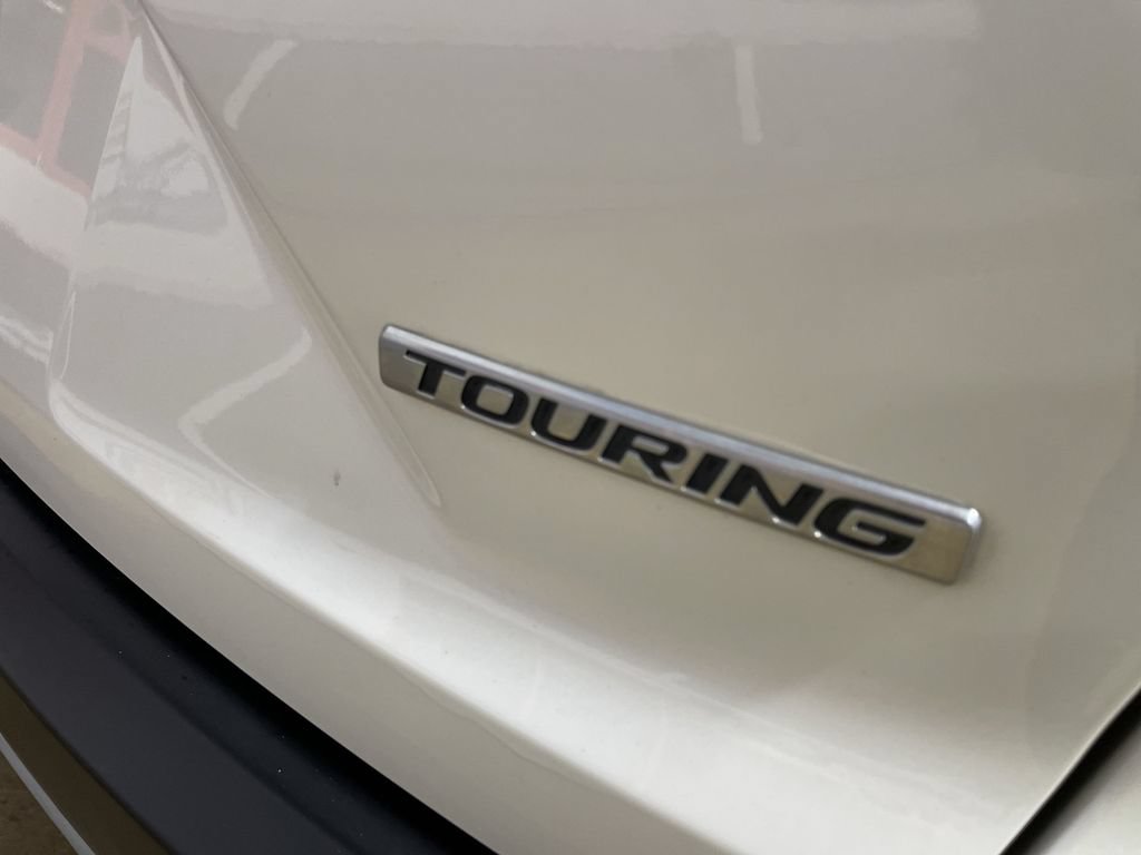 Used 2018 Honda CR-V Touring image 31