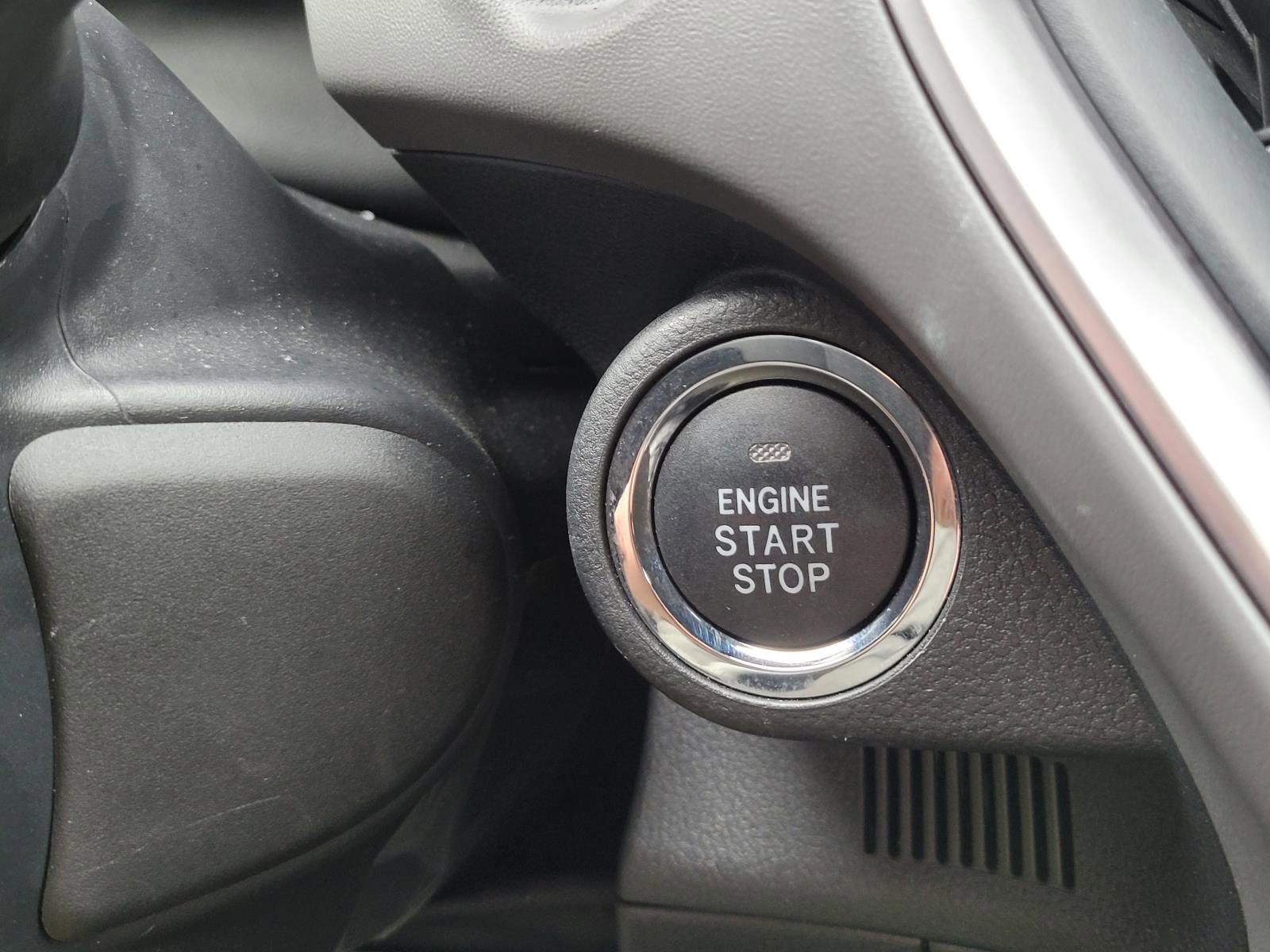 Used 2025 Subaru Crosstrek 2.0i Premium image 29