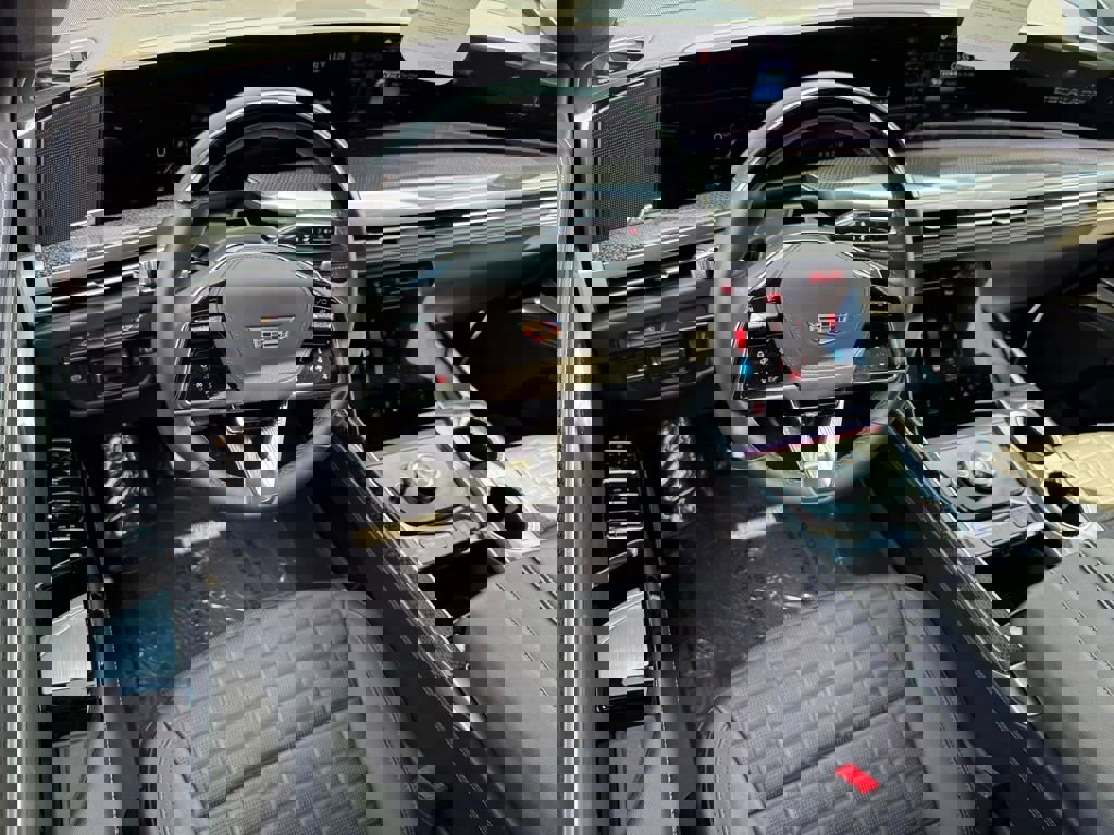 Used 2025 Cadillac Escalade V image 24