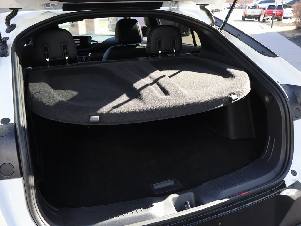 Used 2025 Buick Envista Sport Touring image 19