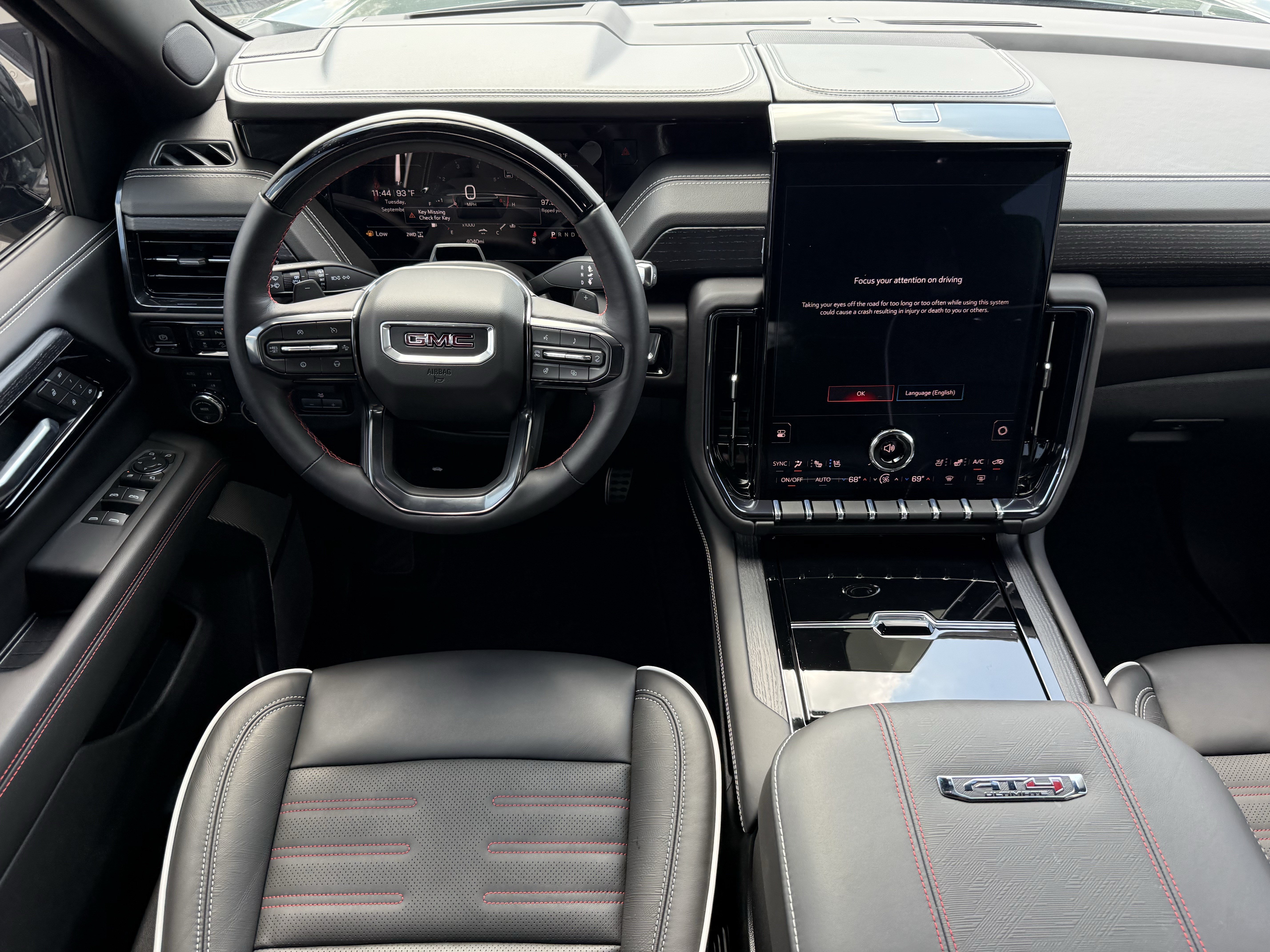 Used 2026 GMC Yukon AT4 Ultimate AWD/4WD image 14