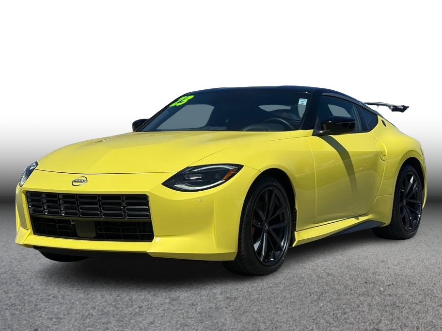 Used 2023 Nissan Z w/ Floor Mat Package (L93) RWD image 1
