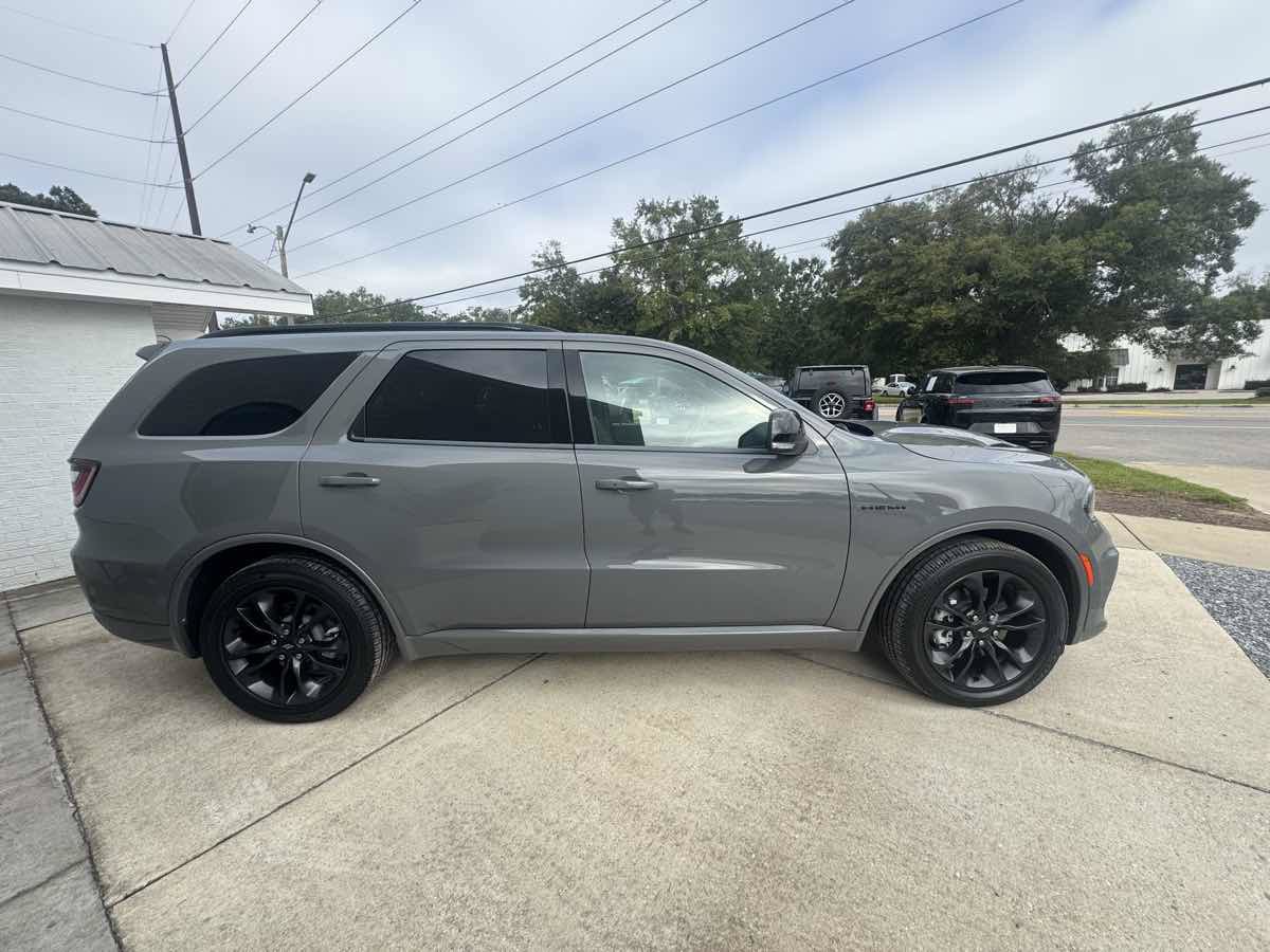 Used 2025 Dodge Durango R/T AWD/4WD image 5