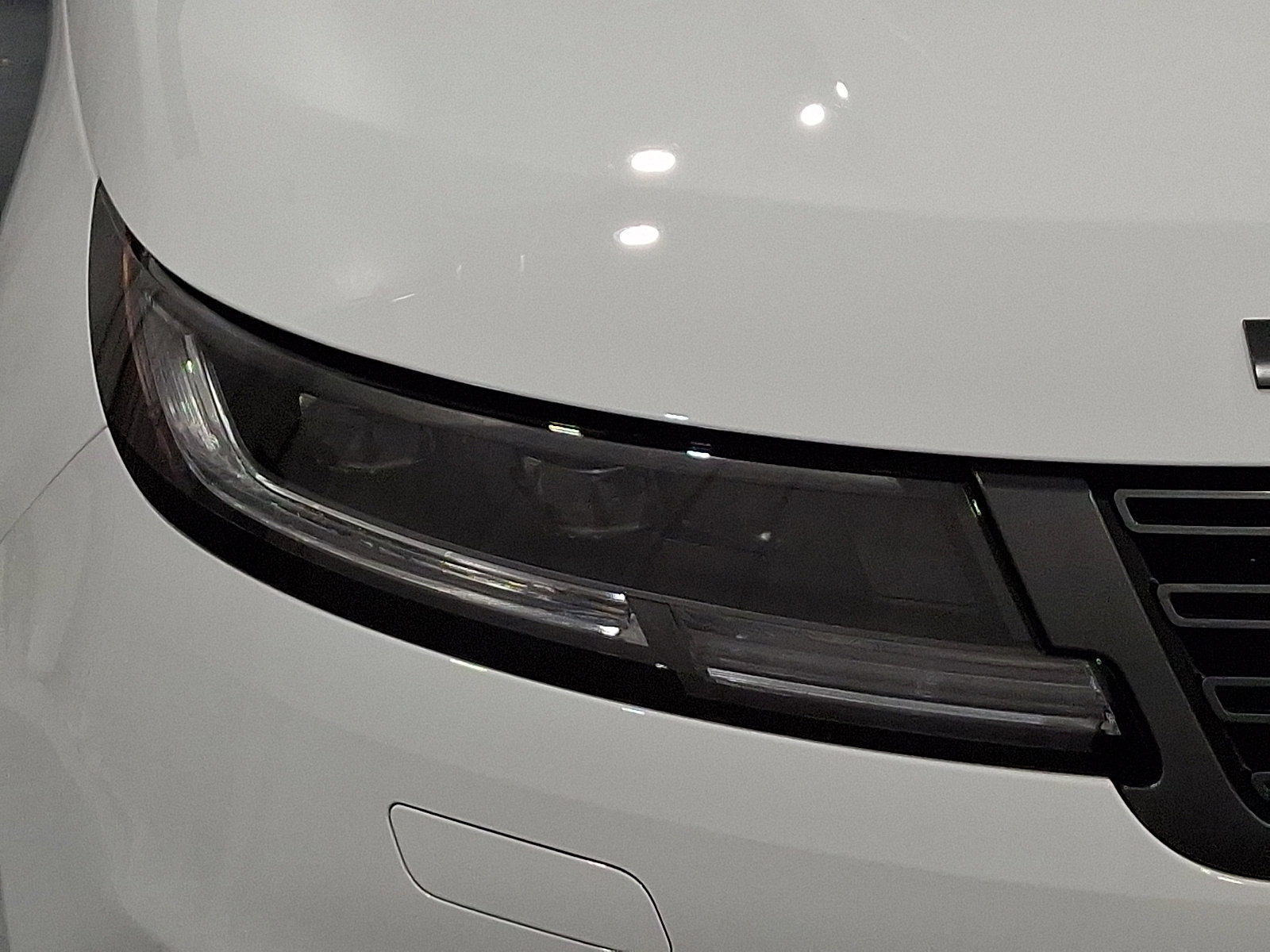 Certified 2025 Land Rover Range Rover Sport Dynamic SE image 8