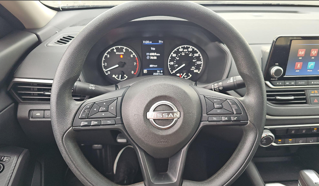 Used 2023 Nissan Altima 2.5 S FWD image 17