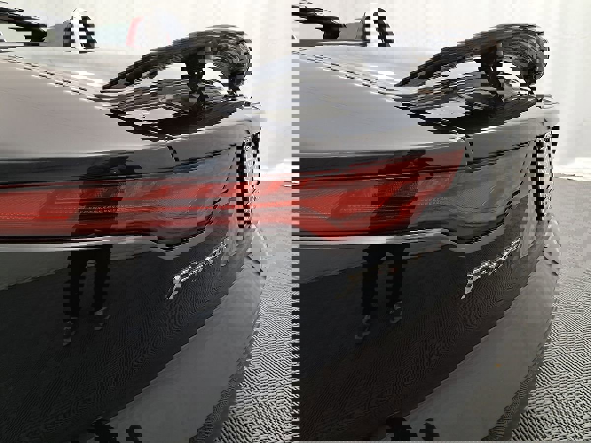 Used 2021 Jaguar F-TYPE Convertible image 7