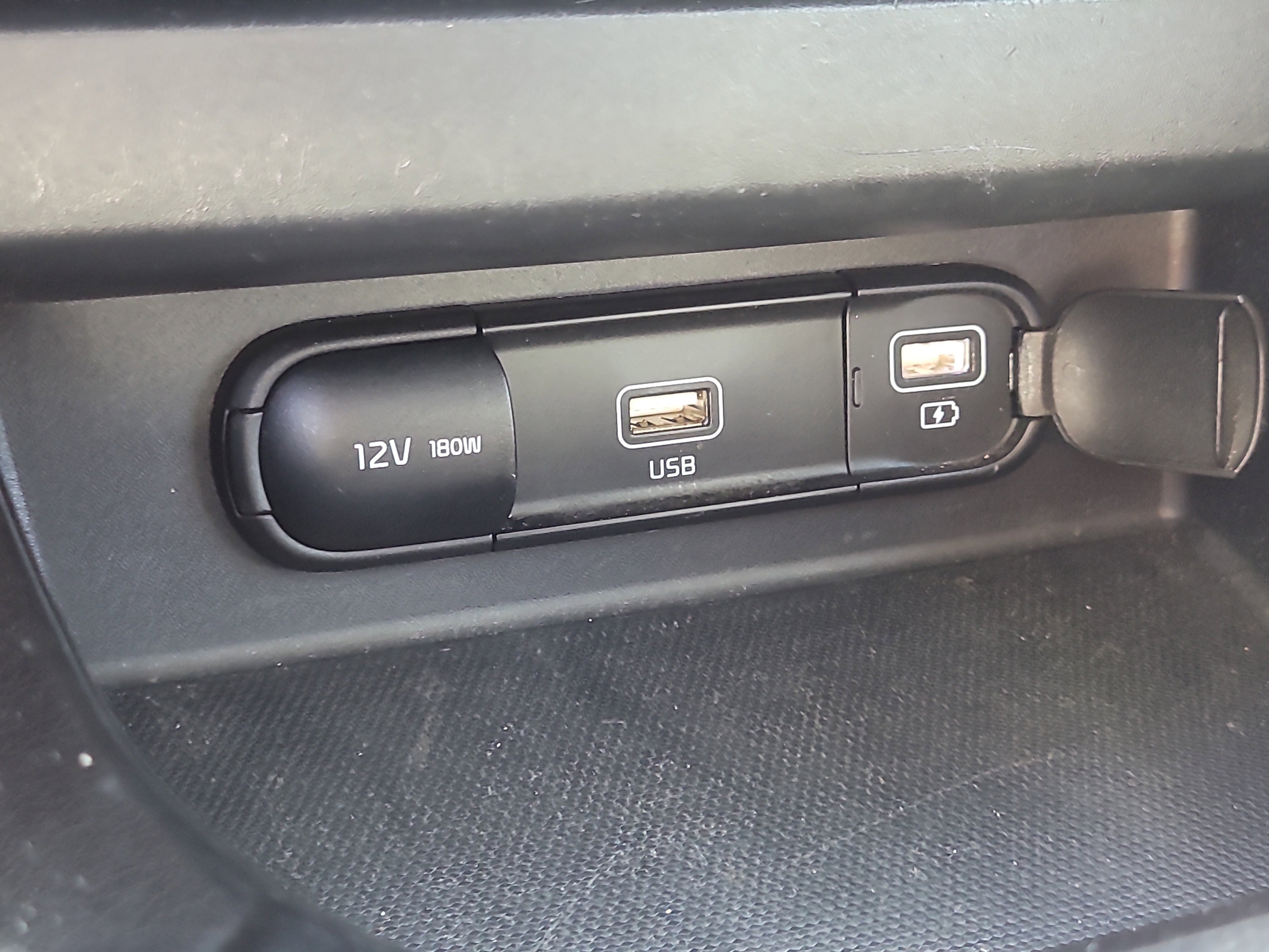 Used 2023 Kia Seltos S w/ Navigation Package image 27