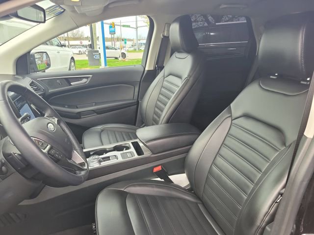 Certified 2024 Ford Edge SEL w/ Convenience Package AWD/4WD image 12