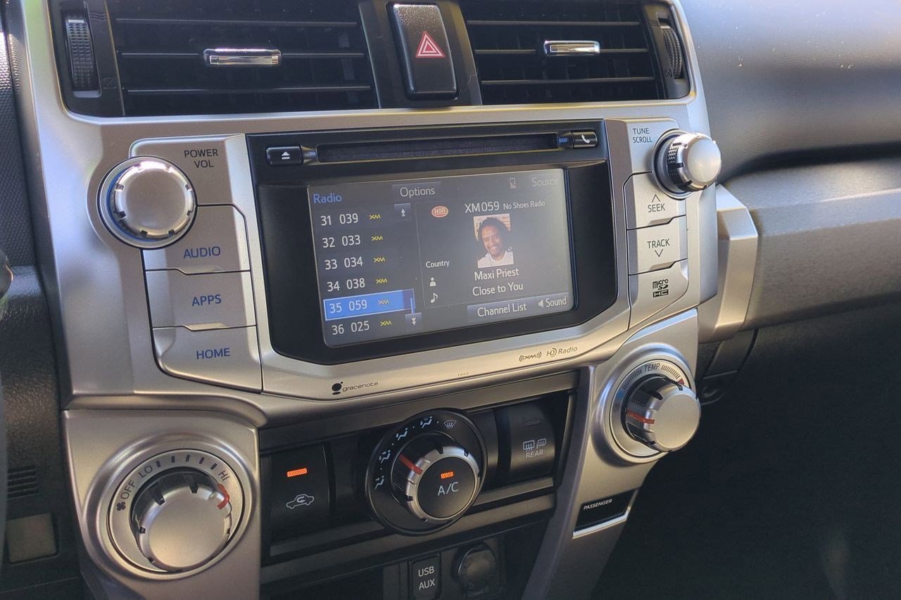 Used 2019 Toyota 4Runner SR5 Premium image 16