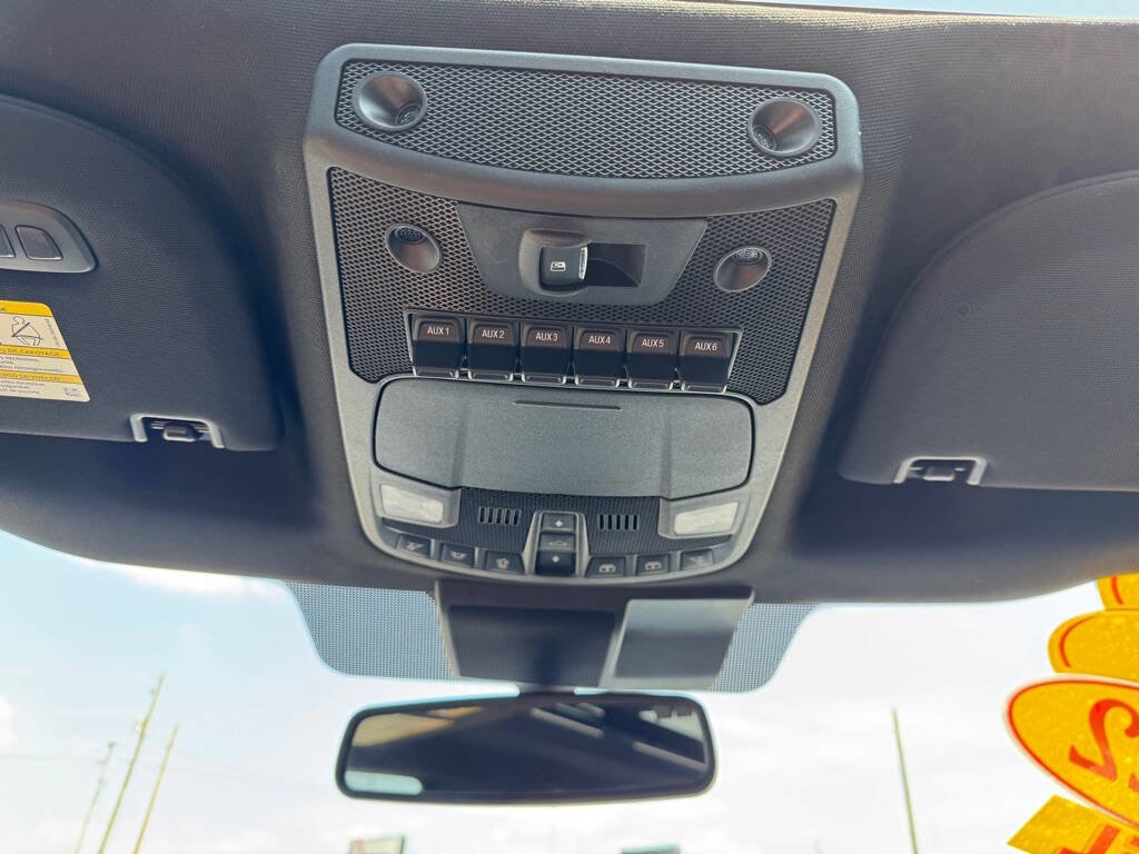 Used 2022 Ford F350 Platinum image 38