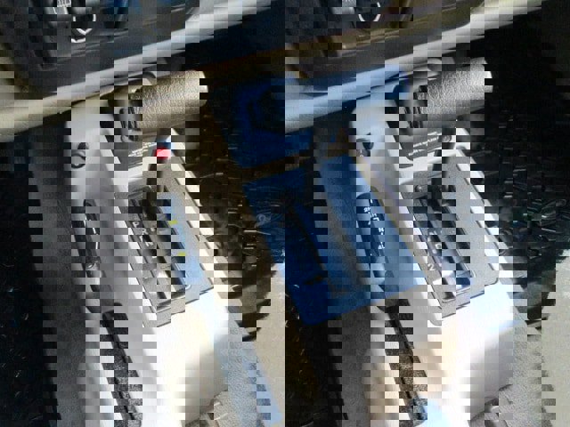 Used 2000 Jeep Wrangler Sahara image 15