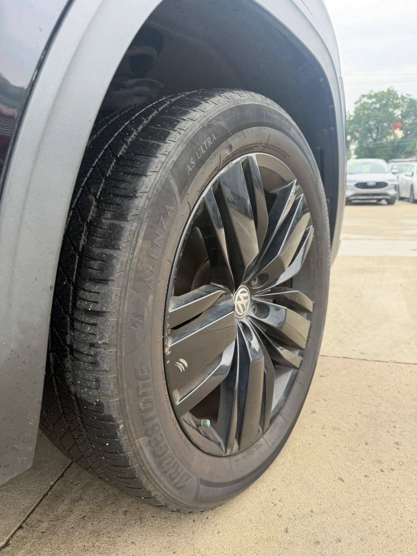 Used 2019 Volkswagen Atlas SEL Premium AWD/4WD image 9
