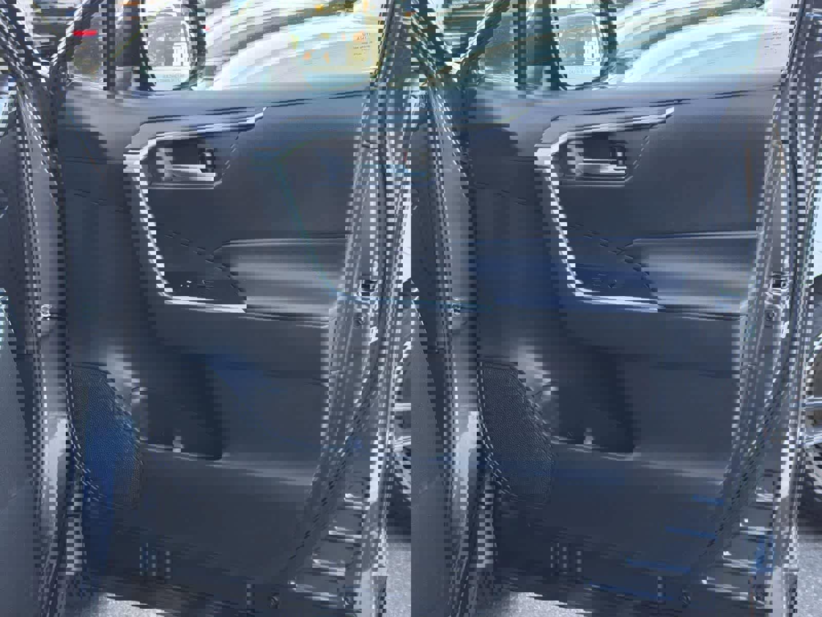 Used 2020 Toyota RAV4 XLE image 35