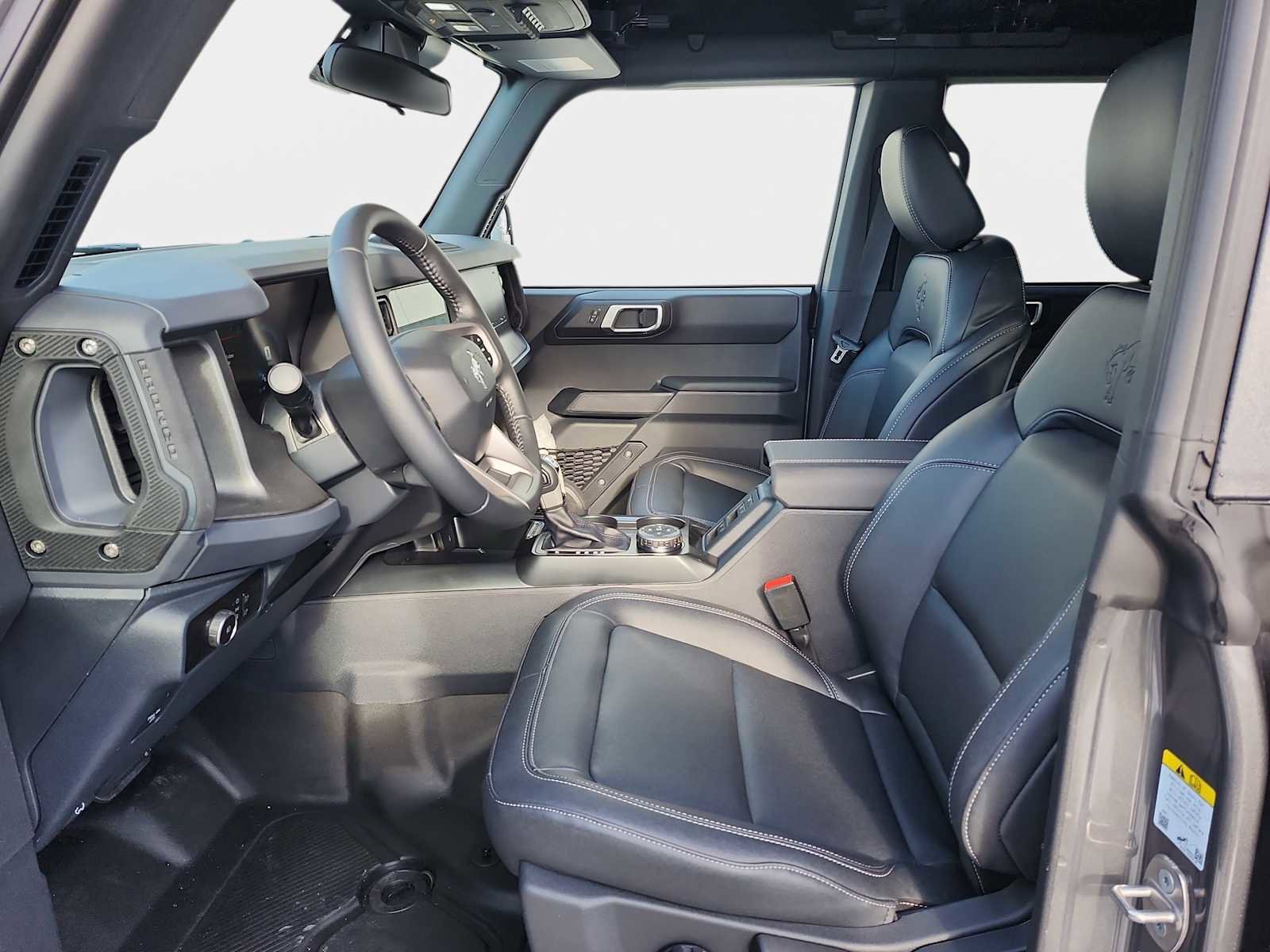 New 2025 Ford Bronco Big Bend w/ Black Diamond Package AWD/4WD image 11