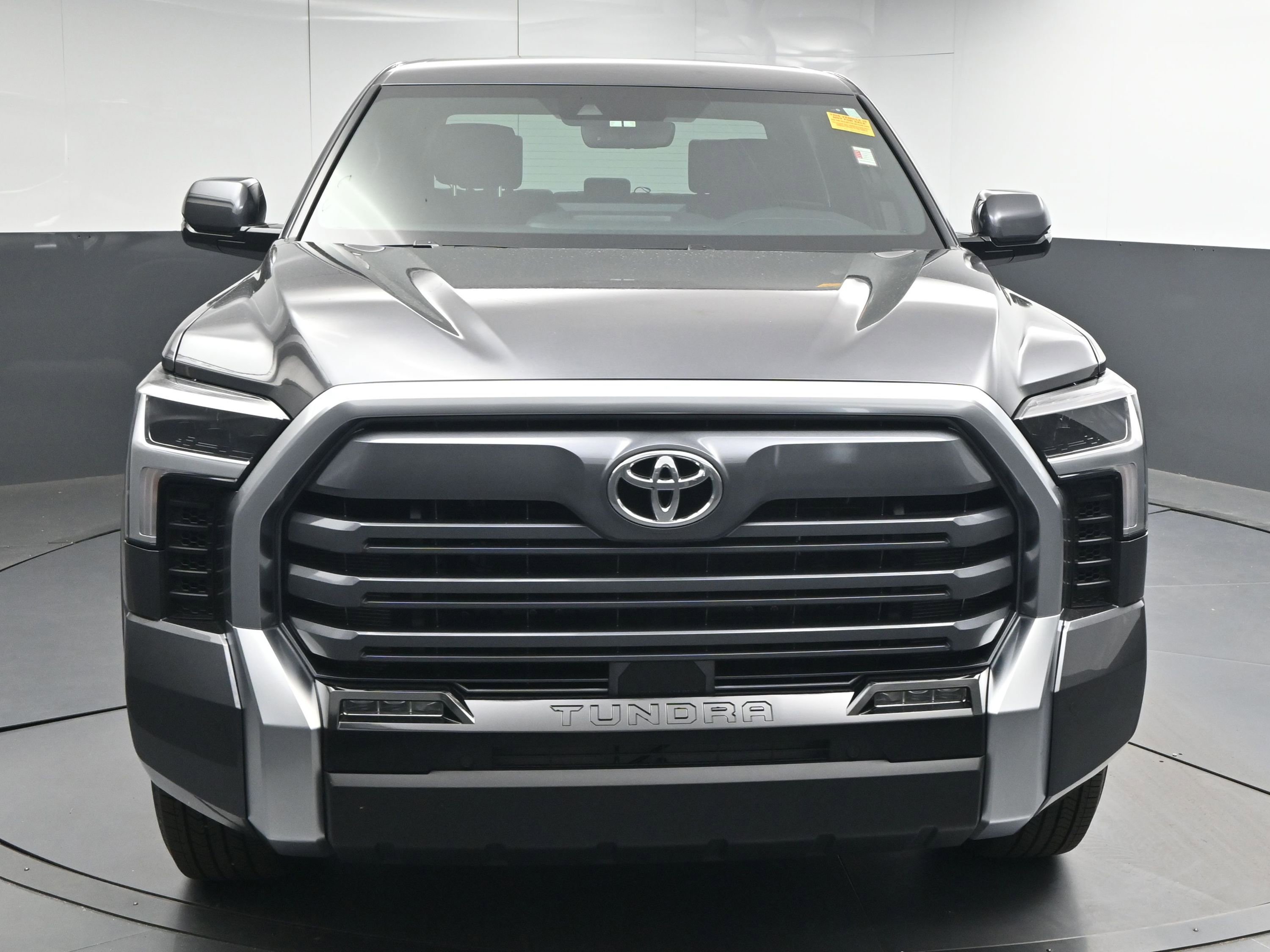 Used 2026 Toyota Tundra Limited image 2