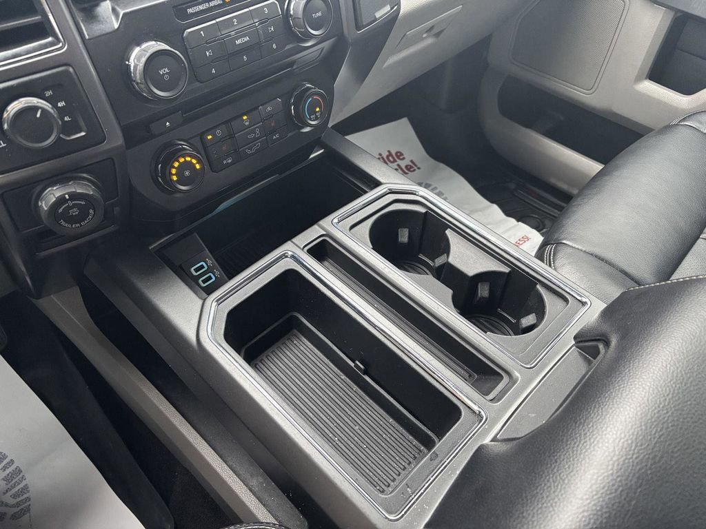 Used 2017 Ford F150 XLT w/ Equipment Group 302A Luxury image 24