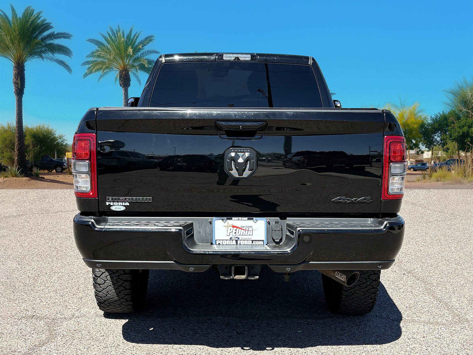 Used 2020 RAM 2500 Big Horn w/ Night Edition AWD/4WD image 4
