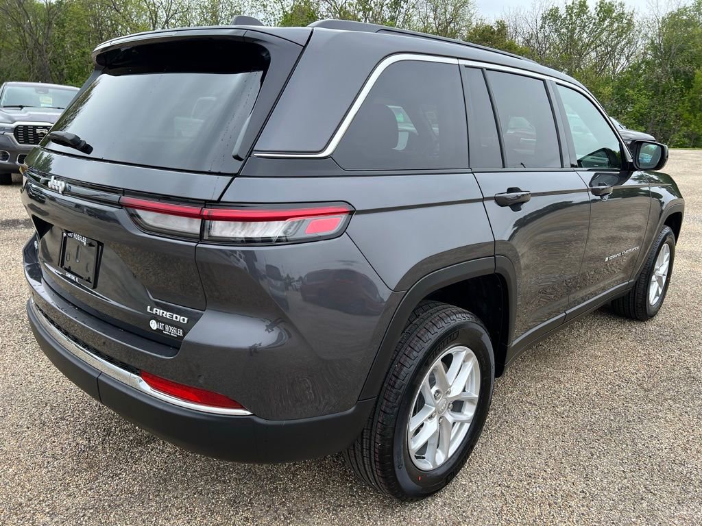 New 2026 Jeep Grand Cherokee Laredo X AWD/4WD image 7