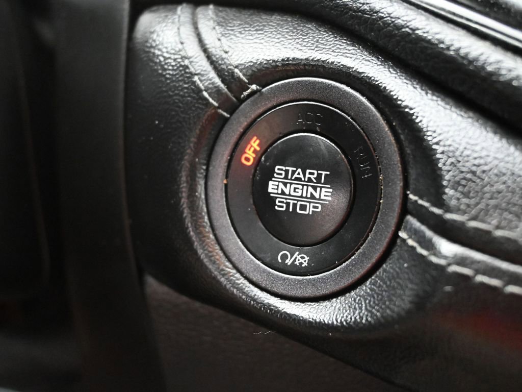 Used 2022 Dodge Durango GT image 17