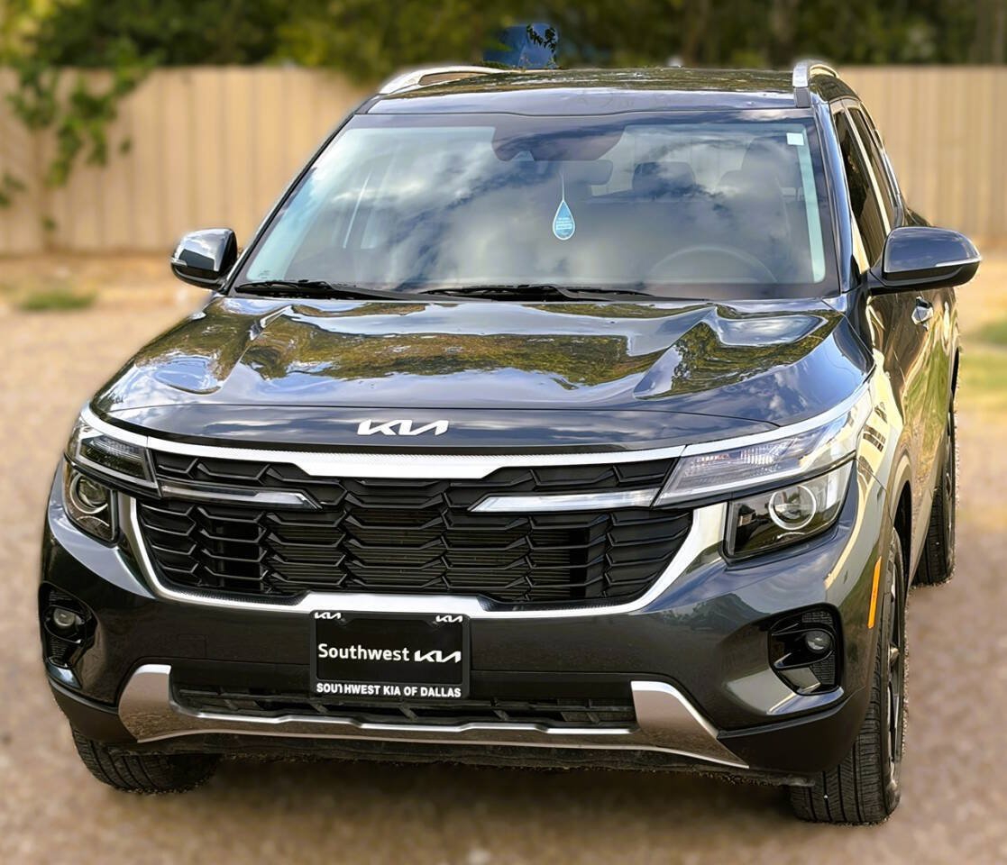 Used 2025 Kia Seltos EX