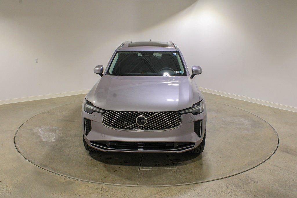 Used 2026 Volvo XC90 B5 Plus w/ Protection Package image 8