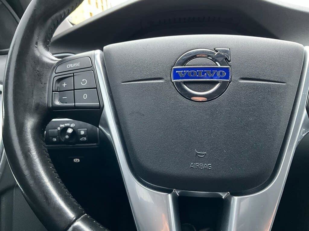 Used 2016 Volvo V60 T5 Premier image 20