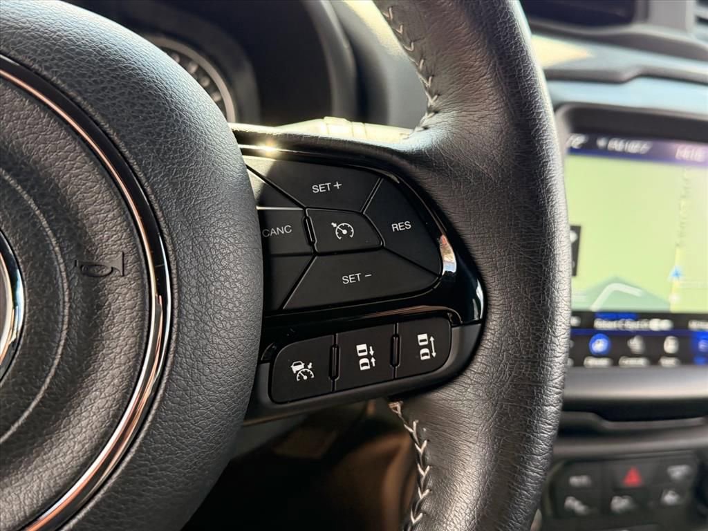 Used 2021 Jeep Renegade Latitude w/ Convenience Group image 18