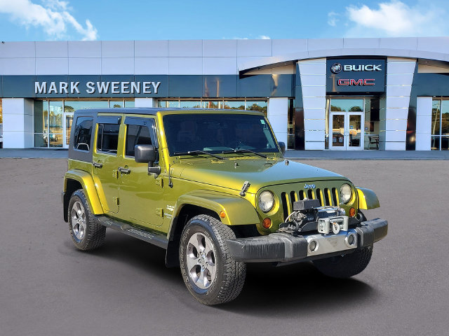 Used 2008 Jeep Wrangler Unlimited Sahara w/ Trailer Tow Group AWD/4WD image 3