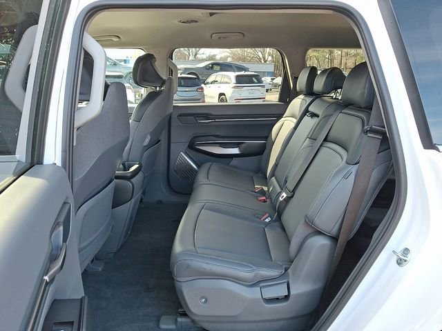 Used 2026 Kia EV9 Light image 13