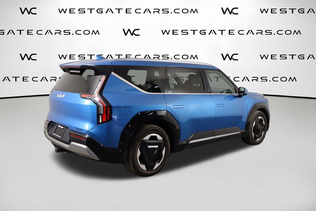 Used 2024 Kia EV9 Land AWD/4WD image 42