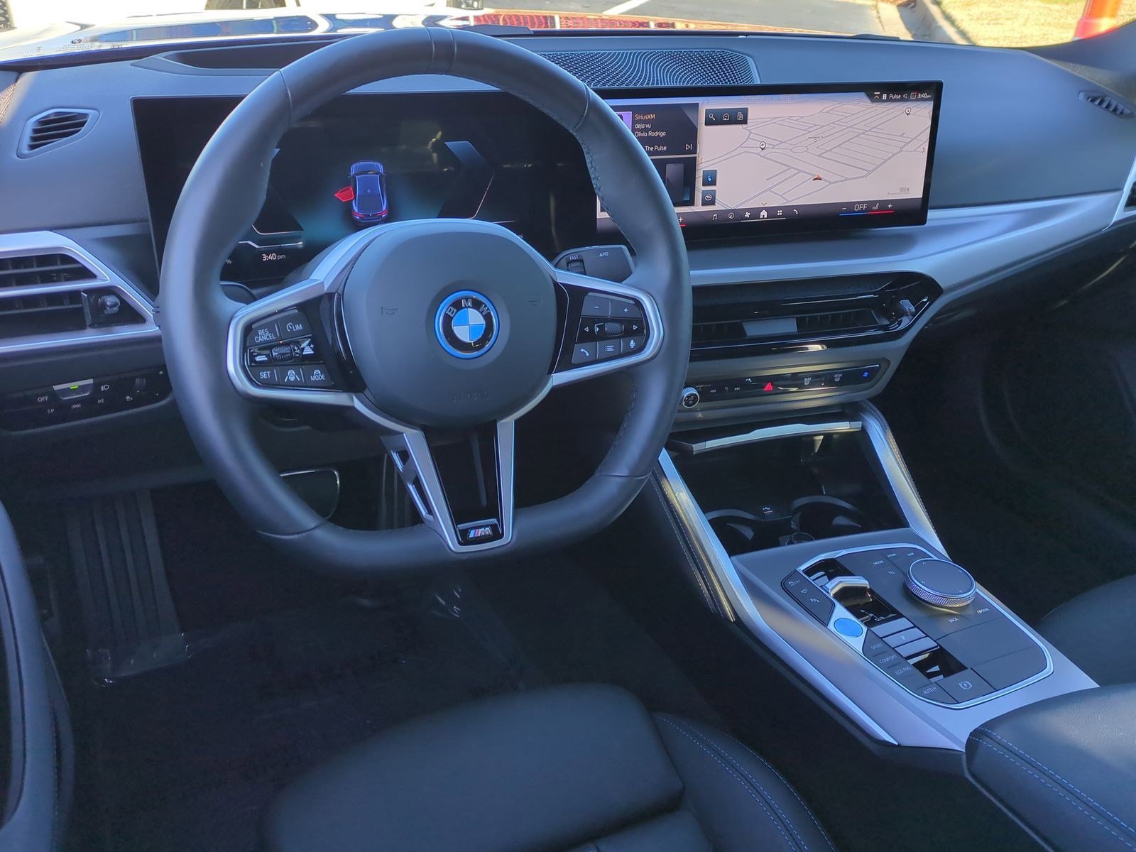 Certified 2025 BMW i4 xDrive40i w/ M Sport Package image 28