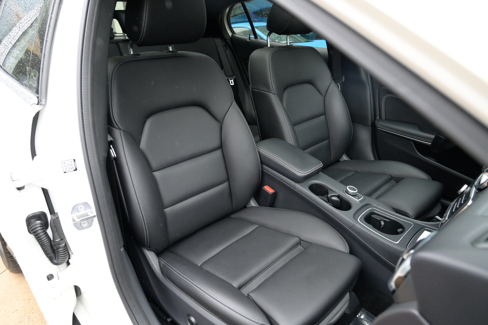 Used 2019 Mercedes-Benz GLA 250 4MATIC image 53