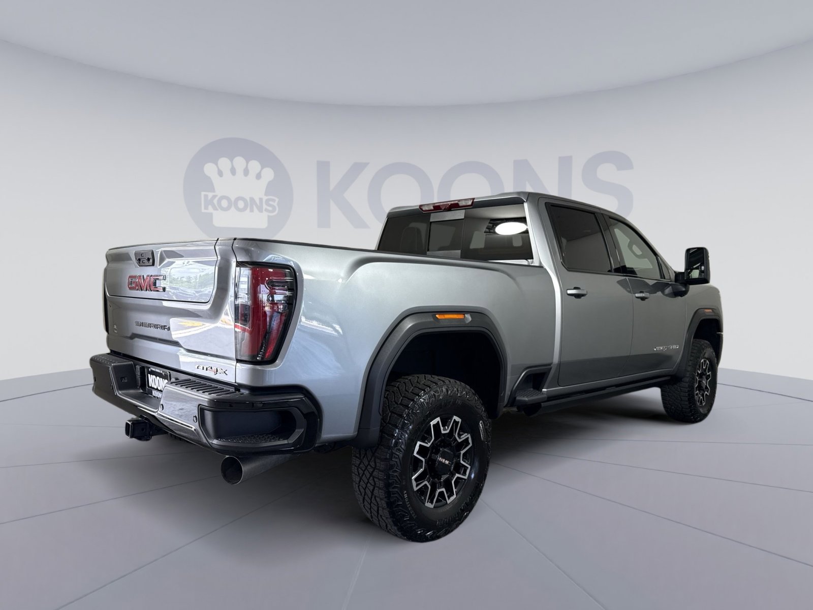Used 2025 GMC Sierra 2500 AT4X AWD/4WD image 7