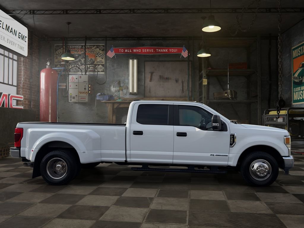 Used 2022 Ford F350 XL w/ STX Appearance Package RWD image 8