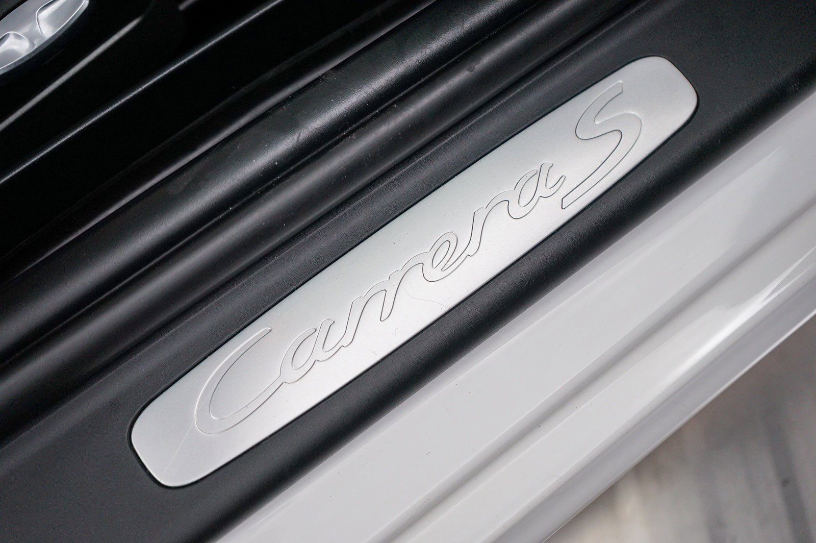 Used 2009 Porsche 911 Carrera S image 25