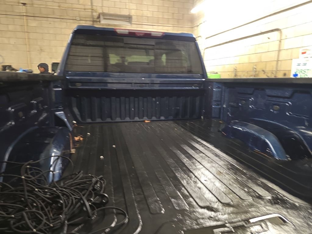 Used 2022 Chevrolet Silverado 2500 LTZ w/ LTZ Premium Package image 11