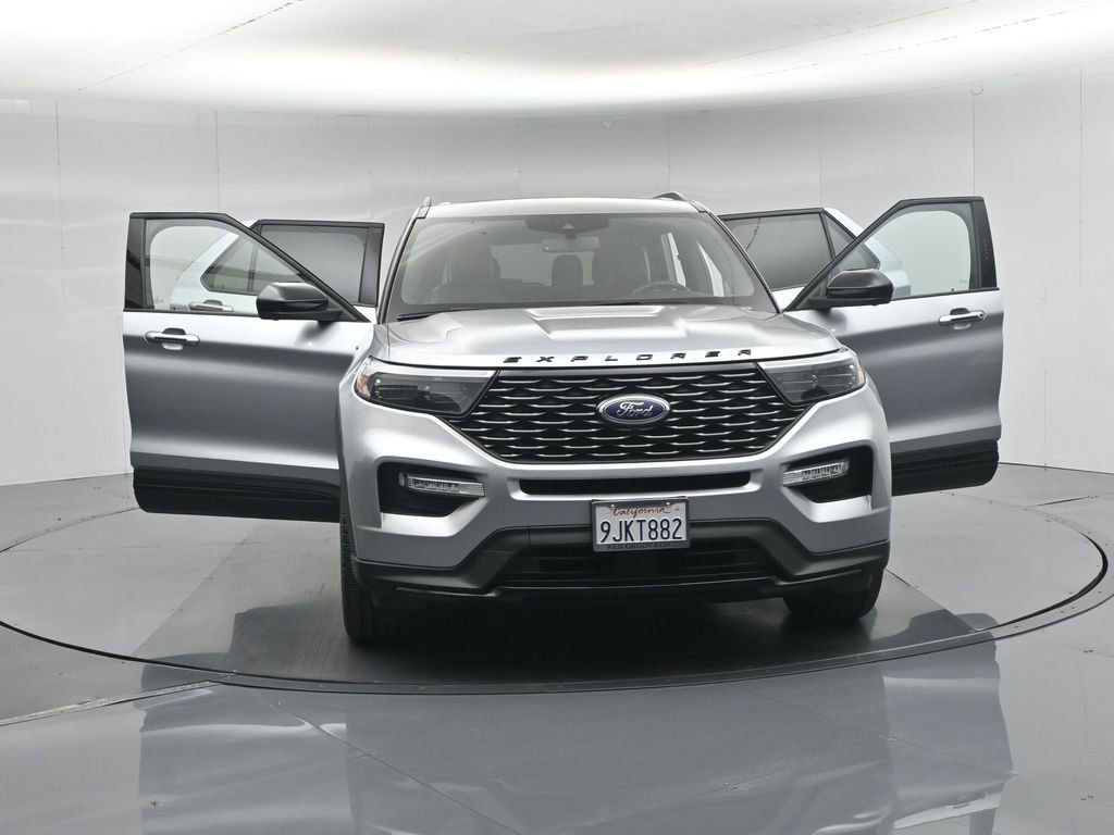 Used 2023 Ford Explorer ST-Line w/ Class IV Trailer Tow Package image 35