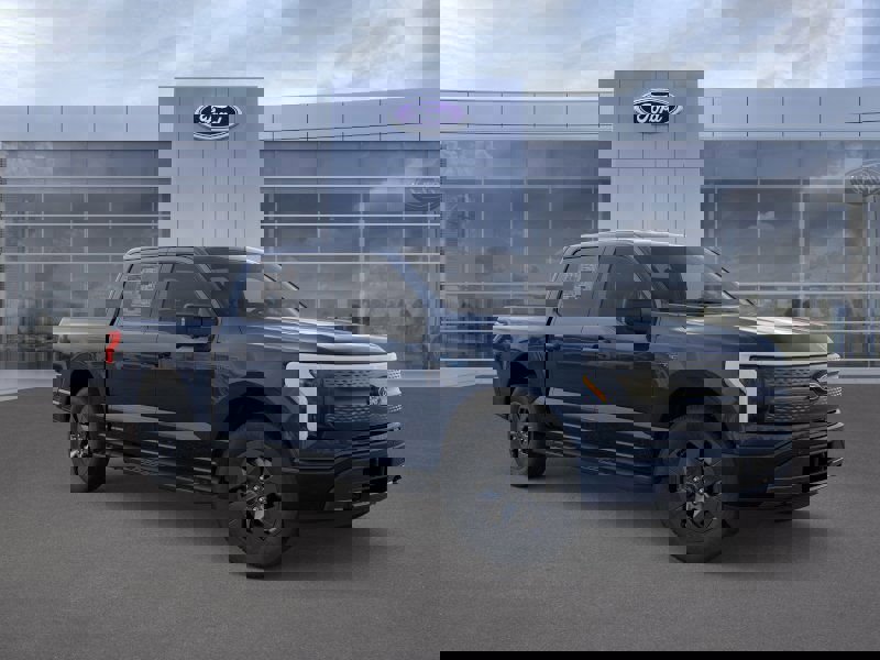 New 2025 Ford F150 Lightning Flash image 19
