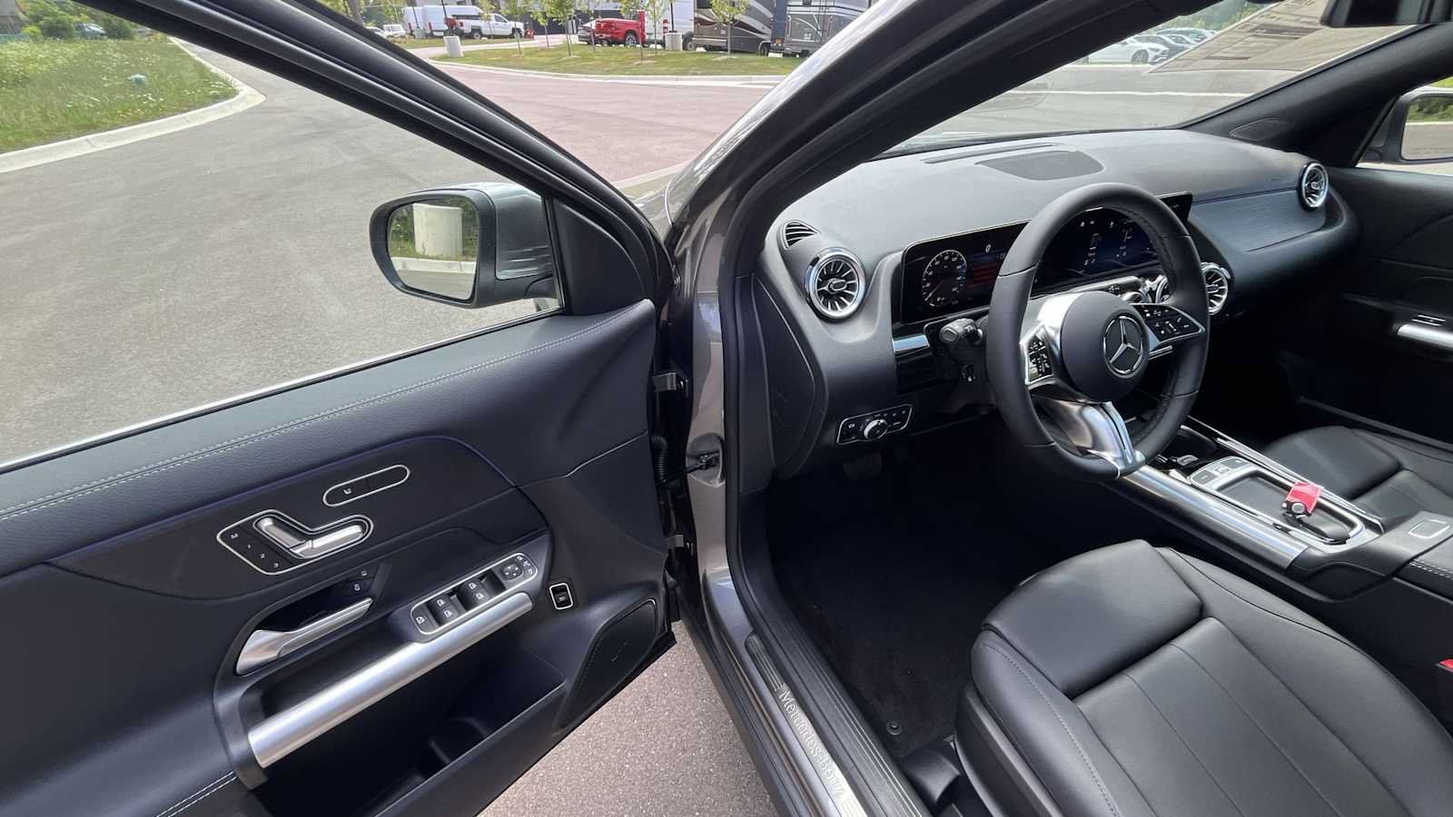 Used 2026 Mercedes-Benz GLA 250 4MATIC image 16
