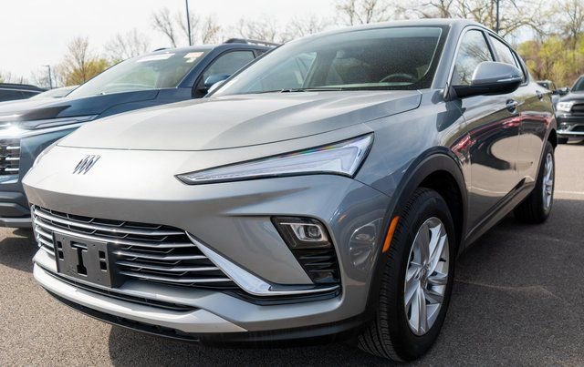 Used 2024 Buick Envista Preferred w/ Convenience I Package FWD image 1