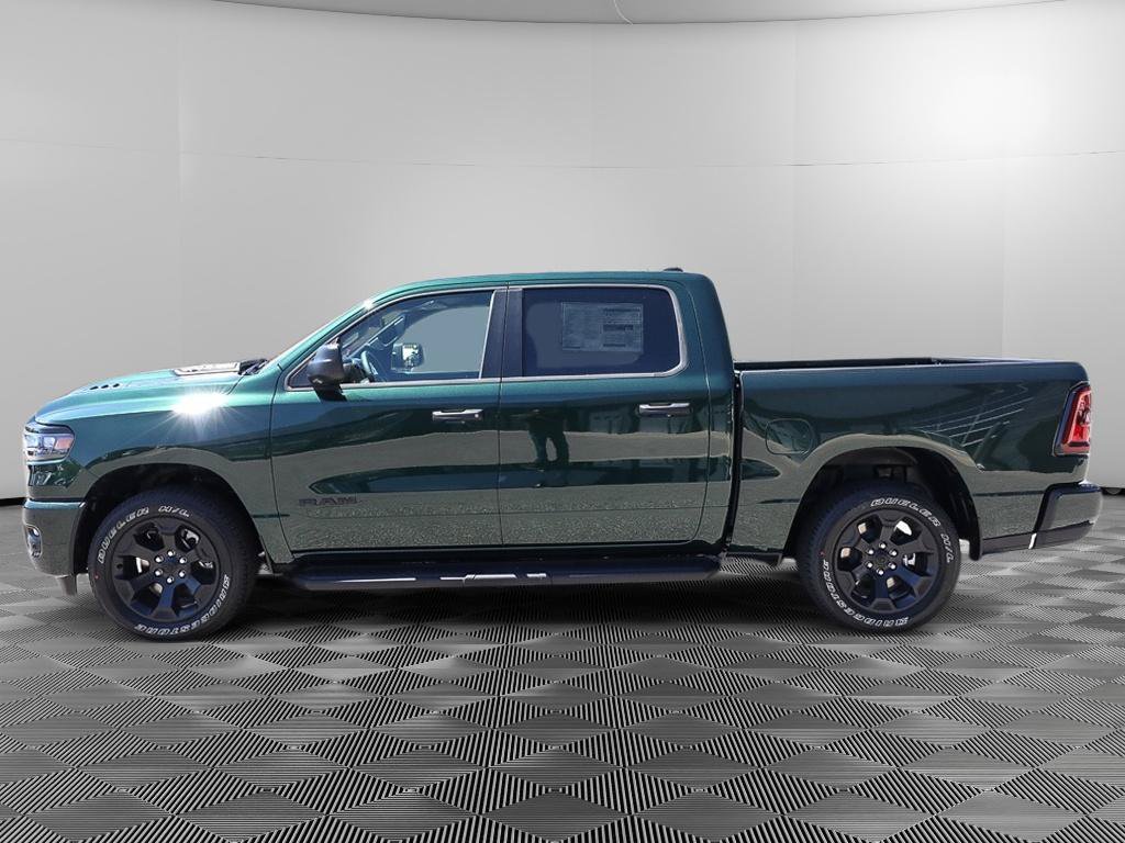 New 2026 RAM 1500 Express AWD/4WD image 3