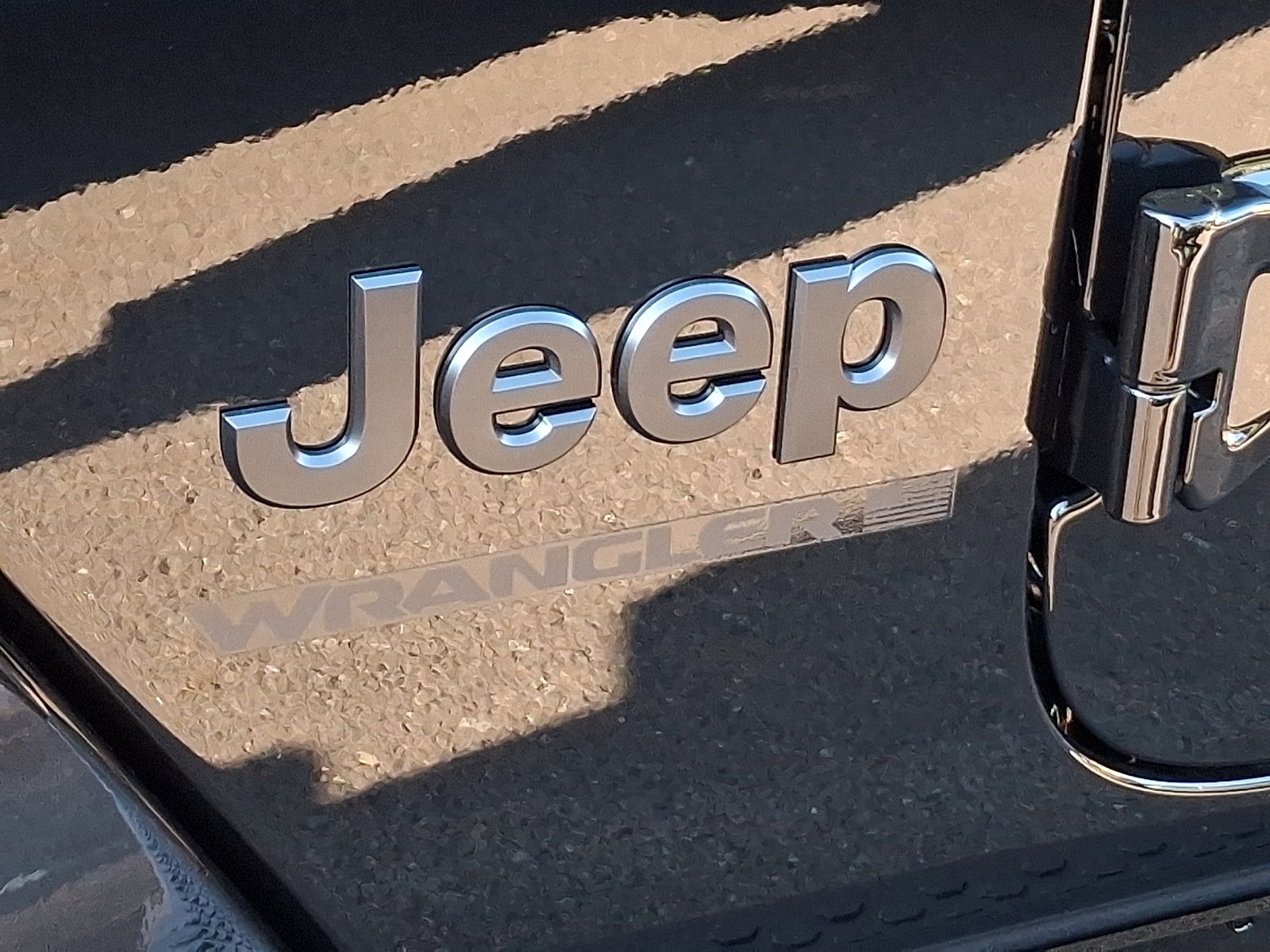 New 2026 Jeep Wrangler Unlimited Sahara AWD/4WD image 5