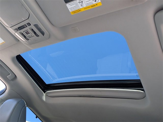 Used 2022 Toyota Highlander XLE image 23