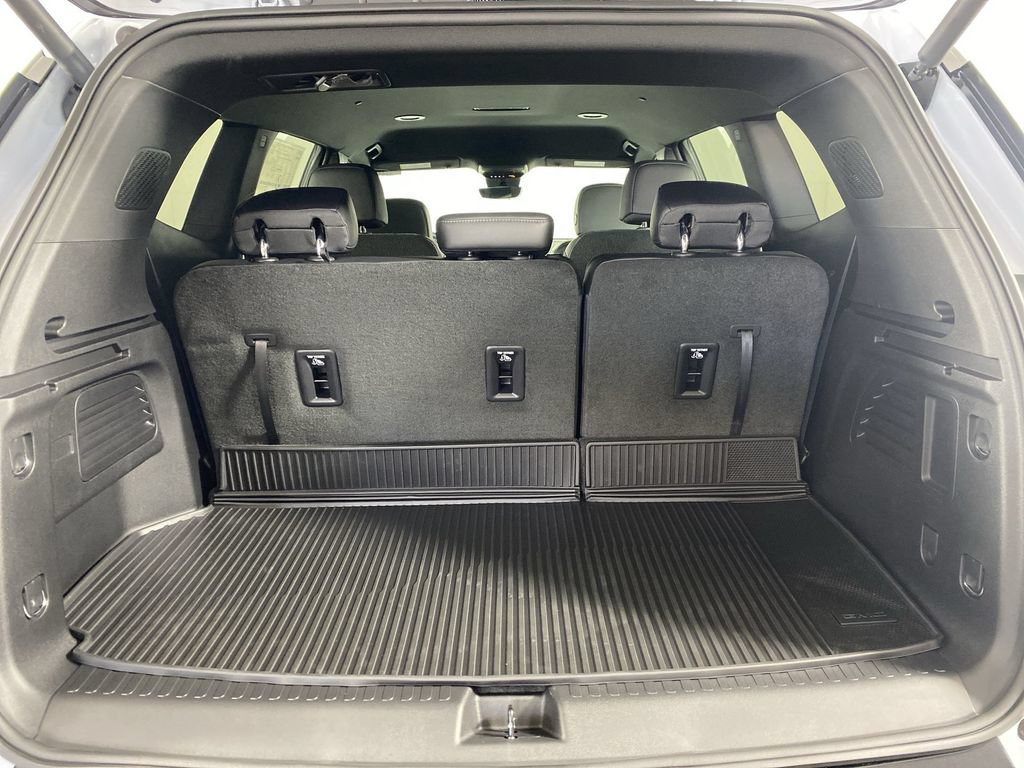 New 2026 GMC Acadia Elevation w/ Elevation Premium Package FWD image 27